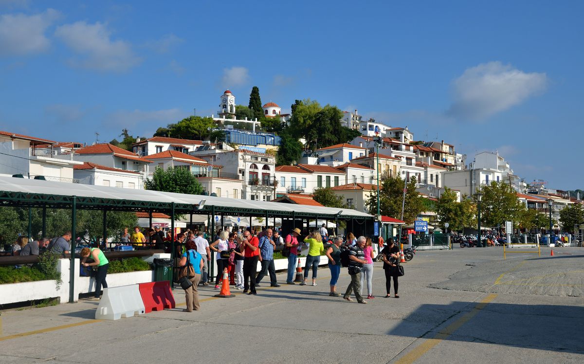Protože Skopelos nemá letiště, tak se létá na Skiathos