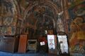 Uvnitř kostelíku jsou fresky z 15. století.